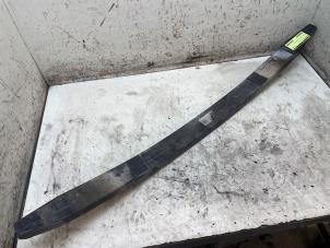 Gebruikte Veerblad voor Mercedes Sprinter 5t (907.6) 515 CDI 2.0 D RWD Prijs € 75,00 Margeregeling aangeboden door Autodemontage van de Laar