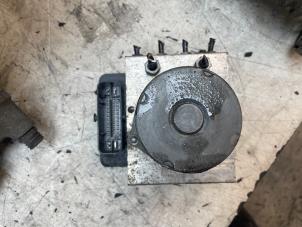 Gebruikte ABS Pomp Mercedes Sprinter 5t (907.6) 515 CDI 2.0 D RWD Prijs € 275,00 Margeregeling aangeboden door Autodemontage van de Laar