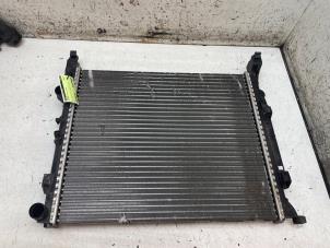 Gebruikte Radiateur Mercedes Citan (415.6) 1.5 111 CDI Prijs € 70,00 Margeregeling aangeboden door Autodemontage van de Laar