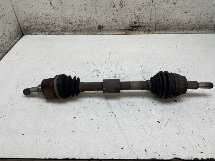 Gebruikte Steekas links-voor Ford Focus 3 Wagon 1.6 Ti-VCT 16V 125 Prijs € 50,00 Margeregeling aangeboden door Autodemontage van de Laar