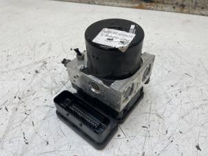 Gebruikte ABS Pomp Ford Focus 3 Wagon 1.6 Ti-VCT 16V 125 Prijs € 80,00 Margeregeling aangeboden door Autodemontage van de Laar