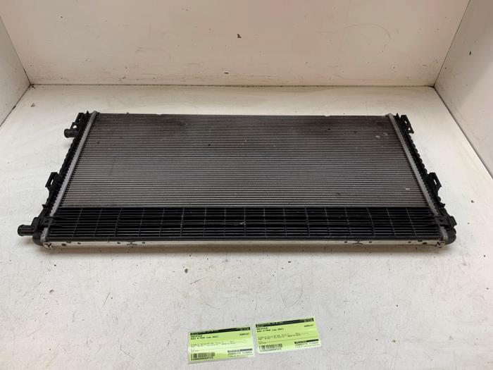 Gebruikte Radiateur Audi e-tron Sportback (GEA) 50 Prijs € 120,00 Margeregeling aangeboden door Autodemontage van de Laar