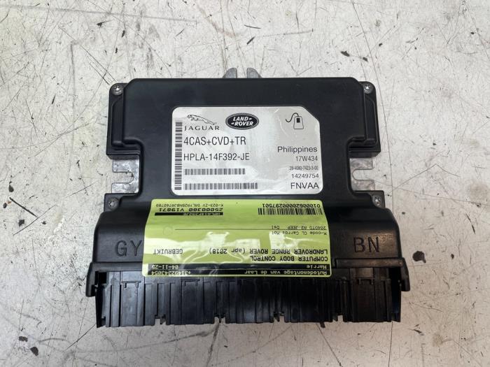 Gebruikte Bodycontrol Module Landrover Range Rover Velar (LY) 2.0 D180 AWD Prijs € 100,00 Margeregeling aangeboden door Autodemontage van de Laar