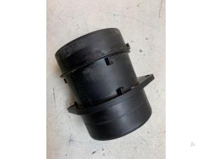 Gebruikte Luchtmassameter Mercedes B (W246) 2.2 B-220 CDI BlueEFFICIENCY,d 16V Prijs € 50,00 Margeregeling aangeboden door Autodemontage van de Laar