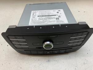 Gebruikte Radio Mercedes B (W246) 2.2 B-220 CDI BlueEFFICIENCY,d 16V Prijs € 250,00 Margeregeling aangeboden door Autodemontage van de Laar