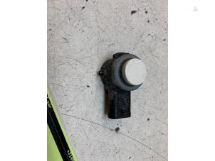 Gebruikte PDC Sensor Mercedes B (W246) 2.2 B-220 CDI BlueEFFICIENCY,d 16V Prijs € 25,00 Margeregeling aangeboden door Autodemontage van de Laar