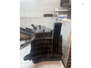 Gebruikte Adblue tank Mercedes Sprinter Tourer 3,5t (907.7) 316 CDI 2.1 D RWD Prijs op aanvraag aangeboden door Autodemontage van de Laar