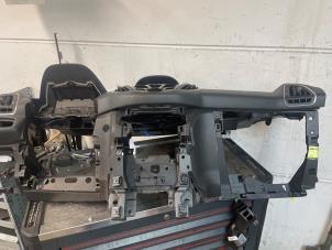 Gebruikte Dashboard Ford B-Max (JK8) 1.0 EcoBoost 12V 100 Prijs op aanvraag aangeboden door Autodemontage van de Laar