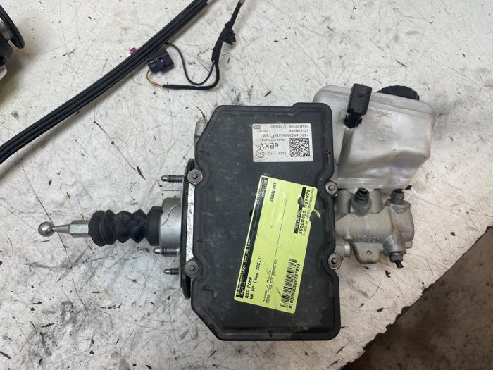Gebruikte ABS Pomp Volkswagen Up! (121) e-Up! Prijs op aanvraag aangeboden door Autodemontage van de Laar