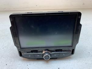 Gebruikte Display Interieur Opel Adam 1.4 16V Prijs op aanvraag aangeboden door Autodemontage van de Laar