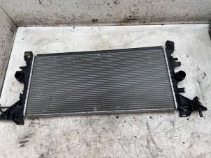 Gebruikte Radiateur Opel Astra K Sports Tourer 1.0 Turbo 12V Prijs op aanvraag aangeboden door Autodemontage van de Laar