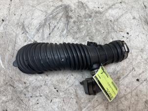 Gebruikte Aanzuigslang Lucht Opel Astra K Sports Tourer 1.0 Turbo 12V Prijs € 35,00 Margeregeling aangeboden door Autodemontage van de Laar