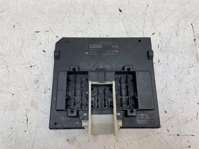 Gebruikte Computer Body Control Volkswagen Golf VII (AUA) 1.2 TSI 16V Prijs € 75,00 Margeregeling aangeboden door Autodemontage van de Laar