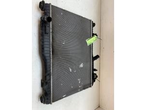 Gebruikte Radiateur Ford B-Max (JK8) 1.0 EcoBoost 12V 100 Prijs € 50,00 Margeregeling aangeboden door Autodemontage van de Laar