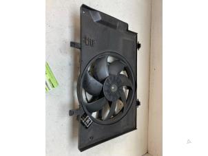 Gebruikte Koelvin Motor Ford B-Max (JK8) 1.0 EcoBoost 12V 100 Prijs € 120,00 Margeregeling aangeboden door Autodemontage van de Laar