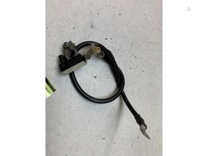 Gebruikte Accupool Mercedes A (W176) 1.6 A-180 16V Prijs € 25,00 Margeregeling aangeboden door Autodemontage van de Laar