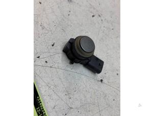 Gebruikte PDC Sensor Mercedes A (W176) 1.6 A-180 16V Prijs € 25,00 Margeregeling aangeboden door Autodemontage van de Laar