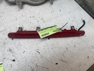 Gebruikte Extra Remlicht midden Fiat Panda/Pandina (312) 0.9 TwinAir Turbo 85 Prijs € 35,00 Margeregeling aangeboden door Autodemontage van de Laar