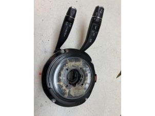 Gebruikte Licht + Raw Schakelaar Mercedes A (W176) 1.6 A-180 16V Prijs € 125,00 Margeregeling aangeboden door Autodemontage van de Laar