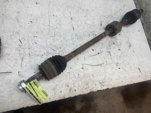 Gebruikte Homokineetas rechts-voor Fiat Panda/Pandina (312) 0.9 TwinAir Turbo 85 Prijs € 50,00 Margeregeling aangeboden door Autodemontage van de Laar