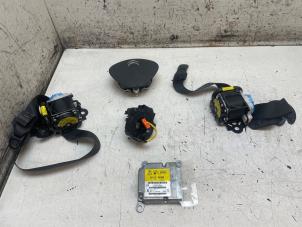 Gebruikte Airbag set + dashboard Citroen C1 1.0 Vti 68 12V Prijs op aanvraag aangeboden door Autodemontage van de Laar
