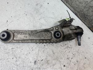 Gebruikte Draagarm links-voor Jaguar I-Pace EV400 AWD Prijs € 80,00 Margeregeling aangeboden door Autodemontage van de Laar