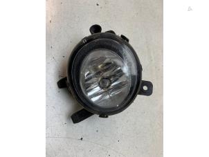 Gebruikte Mistlamp links-voor BMW 4 serie Gran Coupe (F36) 418i 1.5 TwinPower Turbo 12V Prijs € 30,00 Margeregeling aangeboden door Autodemontage van de Laar