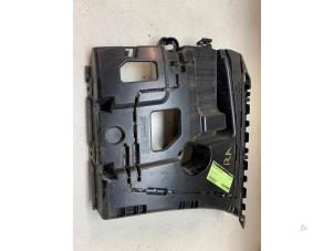 Gebruikte Bumpersteun rechts-achter BMW 4 serie Gran Coupe (F36) 418i 1.5 TwinPower Turbo 12V Prijs € 20,00 Margeregeling aangeboden door Autodemontage van de Laar