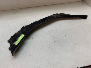 Gebruikte Afdekplaat diversen BMW 4 serie Gran Coupe (F36) 418i 1.5 TwinPower Turbo 12V Prijs € 20,00 Margeregeling aangeboden door Autodemontage van de Laar