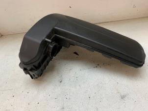 Gebruikte Luchtfilterhuis Renault Twingo II (CN) 1.2 16V Prijs € 50,00 Margeregeling aangeboden door Autodemontage van de Laar