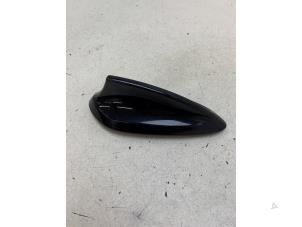 Gebruikte Antenne BMW 7 serie (G11/12) 740d,Ld xDrive 24V Prijs € 50,00 Margeregeling aangeboden door Autodemontage van de Laar