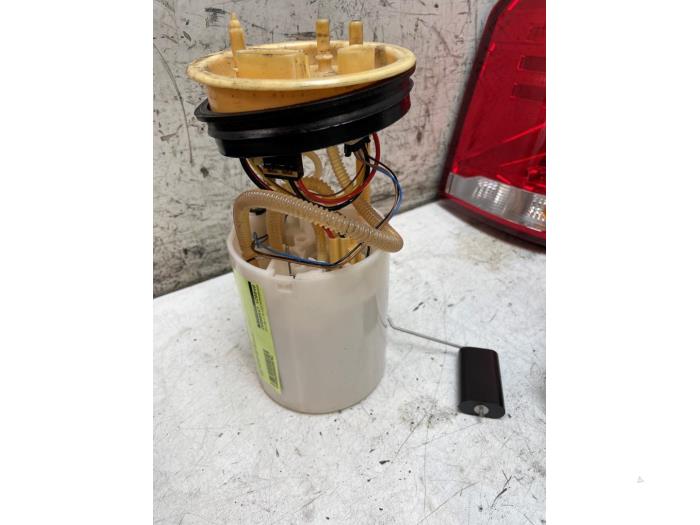 Gebruikte Tank element Pomp Volkswagen Transporter T6 2.0 TDI Prijs op aanvraag aangeboden door Autodemontage van de Laar