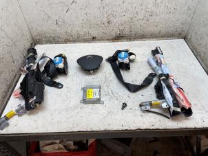 Gebruikte Airbag set + dashboard Citroen C1 1.0 12V VVT-i Prijs € 750,00 Margeregeling aangeboden door Autodemontage van de Laar