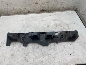 Gebruikte Bumpersteun midden-achter Opel Corsa F (UB/UH/UP) 1.2 12V 75 Prijs op aanvraag aangeboden door Autodemontage van de Laar