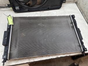 Gebruikte Radiateur Peugeot 308 (L3/L8/LB/LH/LP) 1.2 12V e-THP PureTech 130 Prijs op aanvraag aangeboden door Autodemontage van de Laar