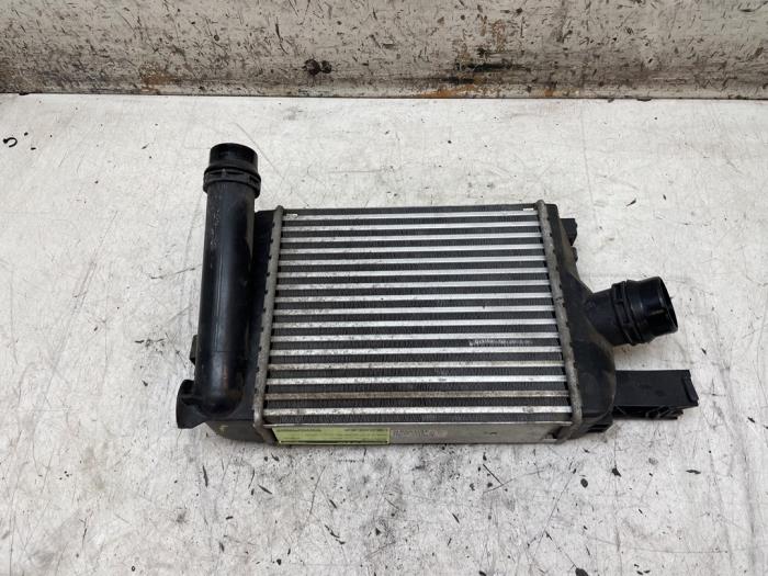 Gebruikte Intercooler Renault Captur I (2R) 1.2 TCE 16V EDC Prijs op aanvraag aangeboden door Autodemontage van de Laar