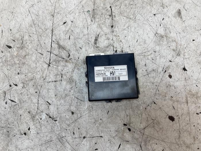 Gebruikte Handrem Module Toyota C-HR (X1,X5) 1.8 16V Hybrid Prijs op aanvraag aangeboden door Autodemontage van de Laar