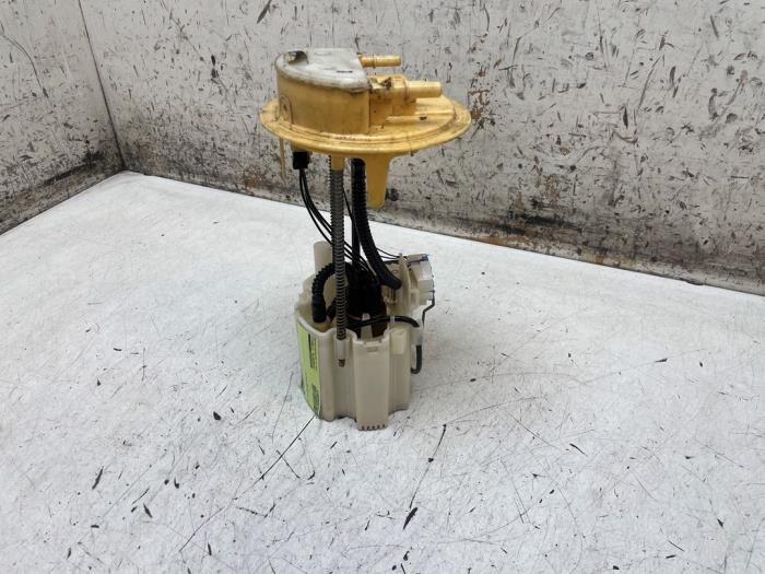 Gebruikte Tank element Pomp Opel Combo Cargo 1.6 CDTI 100 Prijs op aanvraag aangeboden door Autodemontage van de Laar