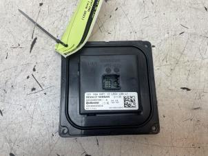 Gebruikte Computer Verlichting Renault Twingo III (AH) ZE R80 Prijs € 50,00 Margeregeling aangeboden door Autodemontage van de Laar