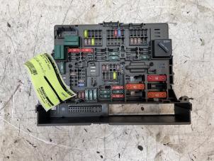 Gebruikte Zekeringkast BMW X1 (E84) xDrive 18d 2.0 16V Prijs € 100,00 Margeregeling aangeboden door Autodemontage van de Laar