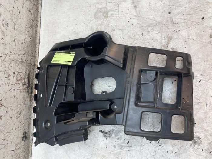 Bumpersteun links-achter van een BMW X1 (E84) xDrive 18d 2.0 16V 2013