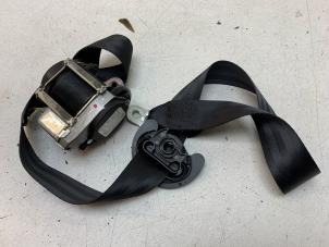 Gebruikte Veiligheidsgordel rechts-voor Seat Altea (5P1) 1.2 TSI Prijs € 75,00 Margeregeling aangeboden door Autodemontage van de Laar