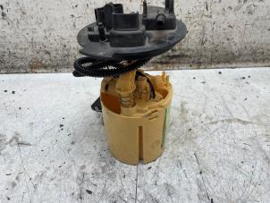 Gebruikte Brandstofpomp Elektrisch Mercedes Vito (447.6) 1.6 111 CDI 16V Prijs op aanvraag aangeboden door Autodemontage van de Laar