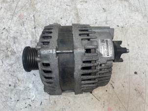 Gebruikte Dynamo Mercedes Vito (447.6) 1.6 111 CDI 16V Prijs op aanvraag aangeboden door Autodemontage van de Laar