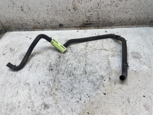 Gebruikte Koelwaterslang Mercedes Vito (447.6) 1.6 111 CDI 16V Prijs op aanvraag aangeboden door Autodemontage van de Laar