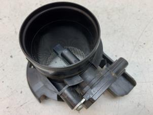 Gebruikte Luchtmassameter Fiat Sedici (189) 1.6 16V Prijs € 50,00 Margeregeling aangeboden door Autodemontage van de Laar