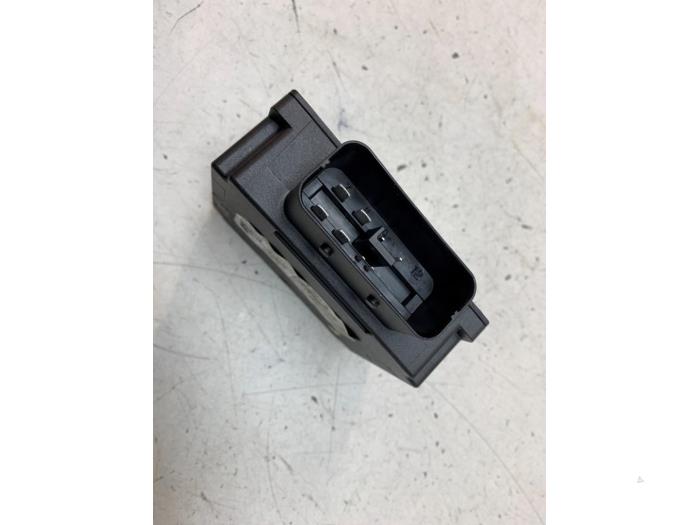 Spanning Stabilisator van een Volkswagen Up! (121) 1.0 MPI 12V 2024