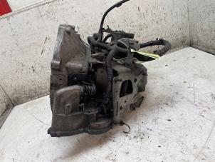 Gebruikte Automaatbak Peugeot 208 I (CA/CC/CK/CL) 1.4 HDi Prijs € 650,00 Margeregeling aangeboden door Autodemontage van de Laar