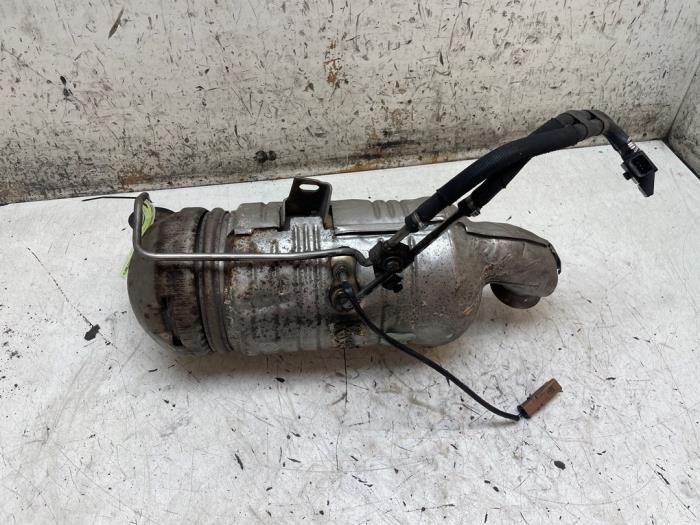 Gebruikte Roetfilter Peugeot 208 I (CA/CC/CK/CL) 1.4 HDi Prijs € 350,00 Margeregeling aangeboden door Autodemontage van de Laar