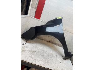 Gebruikte Scherm links-voor Mercedes Citan (415.6) 1.5 109 CDI Prijs op aanvraag aangeboden door Autodemontage van de Laar